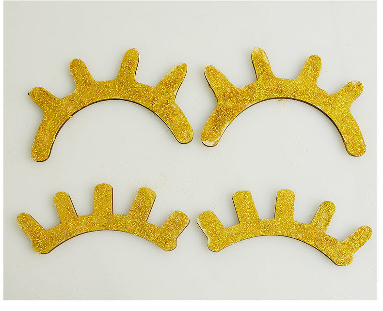 Wood Eyelashes Cartoon Decoration