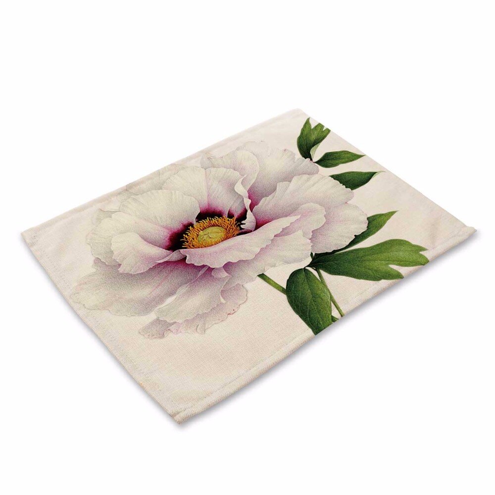 Rose Pattern Table Mat