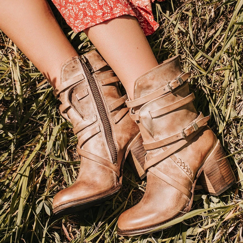 Multilayer Buckle Back Zipper Solid Color Retro Shoes  Women