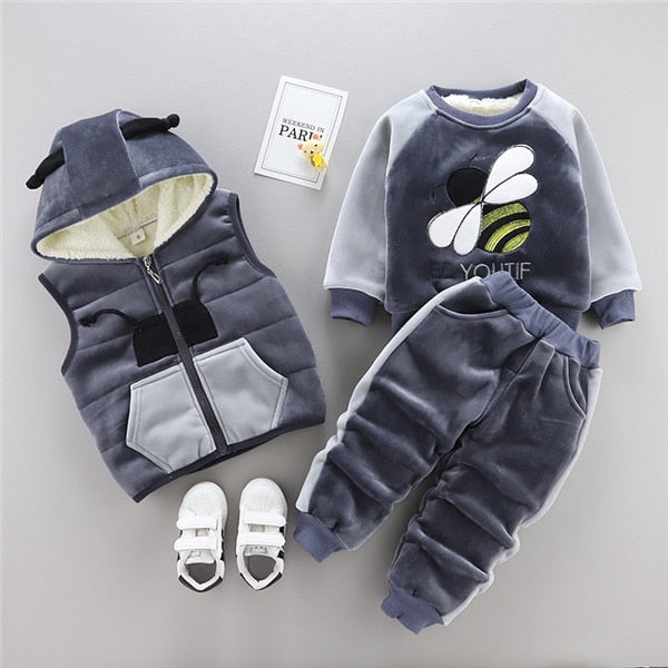 Three Piece Extra Warming Kids Clothing Set 0 - 4 Years Age Range