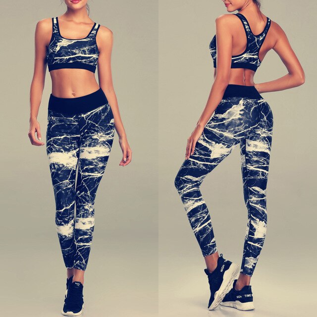 Ladies Elastic Quick Dry Style Running Active Suit For Workout All Years In Black & White