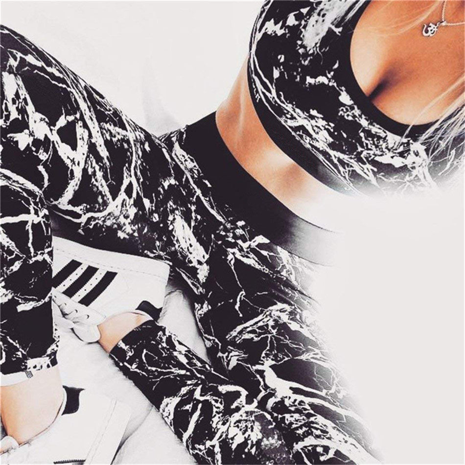 Ladies Elastic Quick Dry Style Running Active Suit For Workout All Years In Black & White