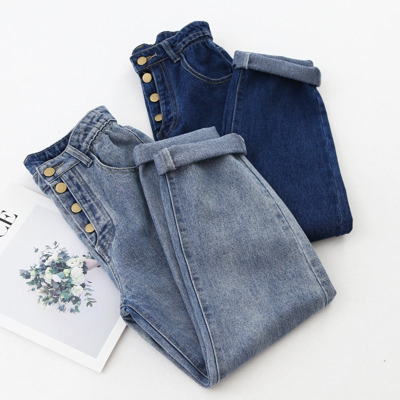 Gorgeous Denim Capri Jeans With Regular Waist
