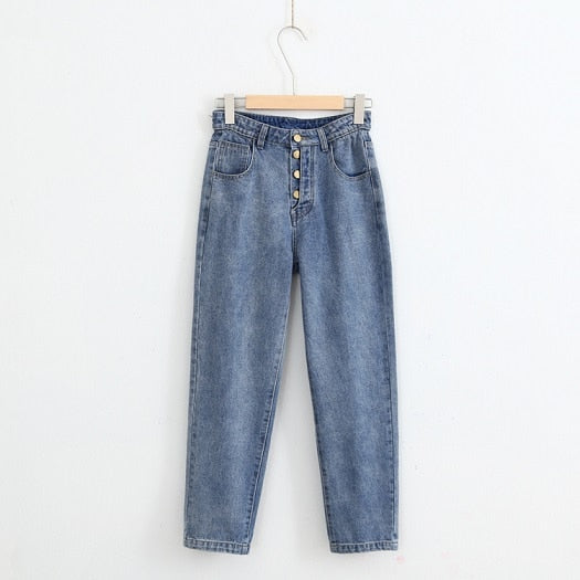 Gorgeous Denim Capri Jeans With Regular Waist
