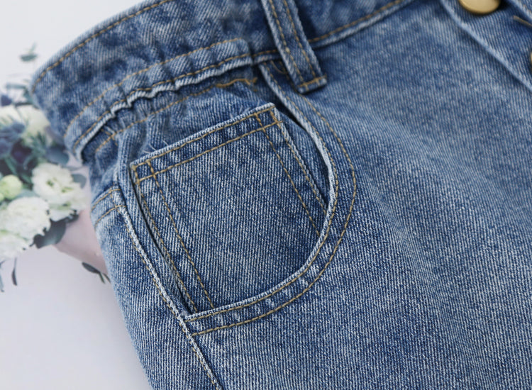 Gorgeous Denim Capri Jeans With Regular Waist
