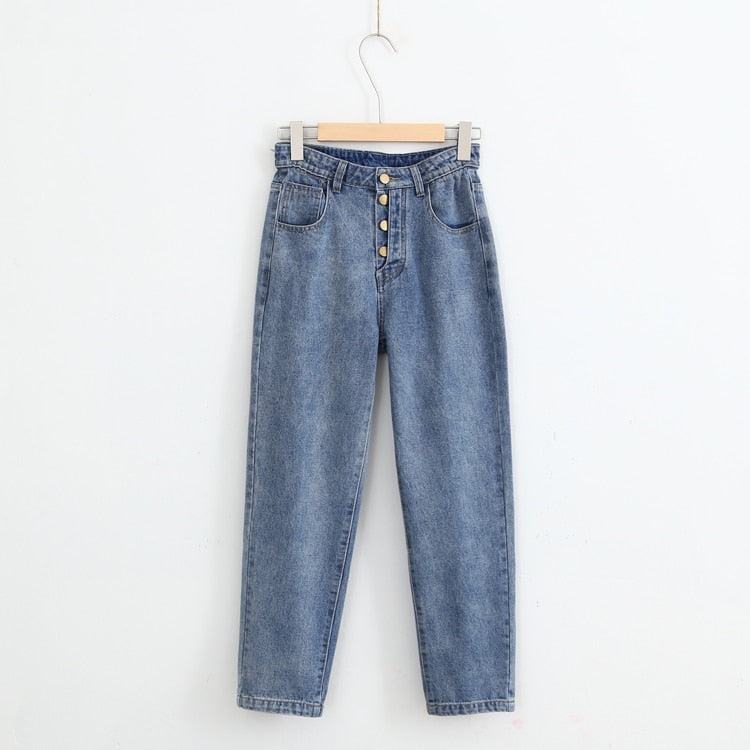 Gorgeous Denim Capri Jeans With Regular Waist