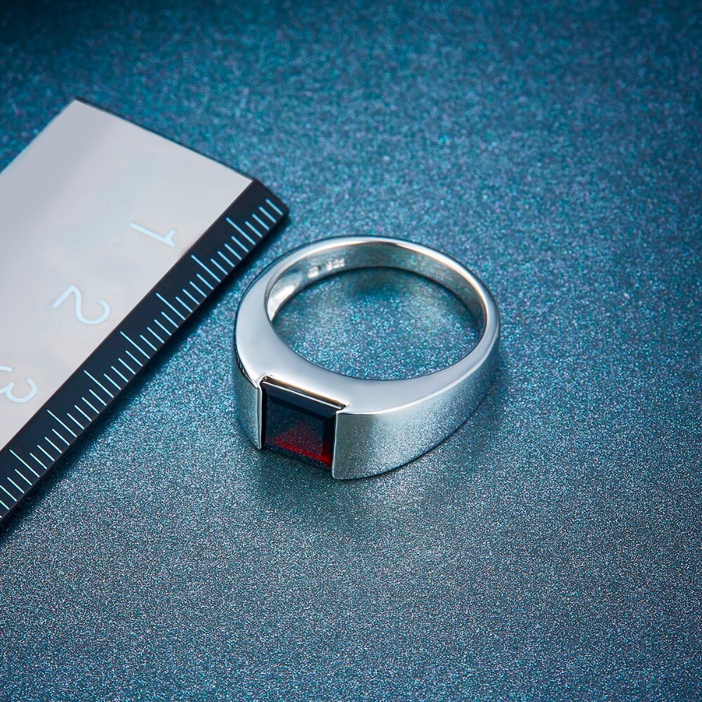 7mm 925 Sterling Silver Finest Garnet Ring