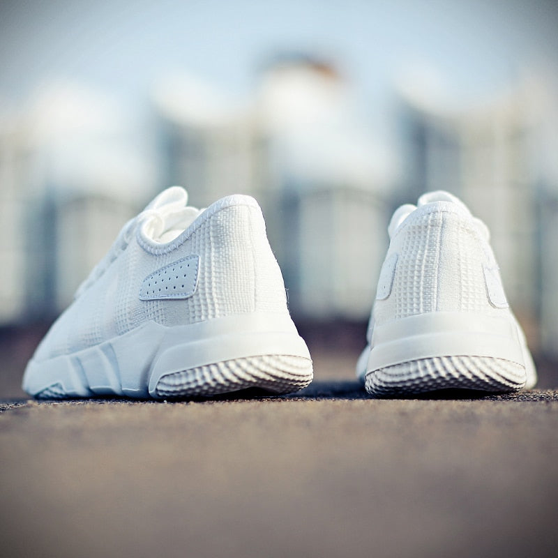 Casual Lightweight Sneaker