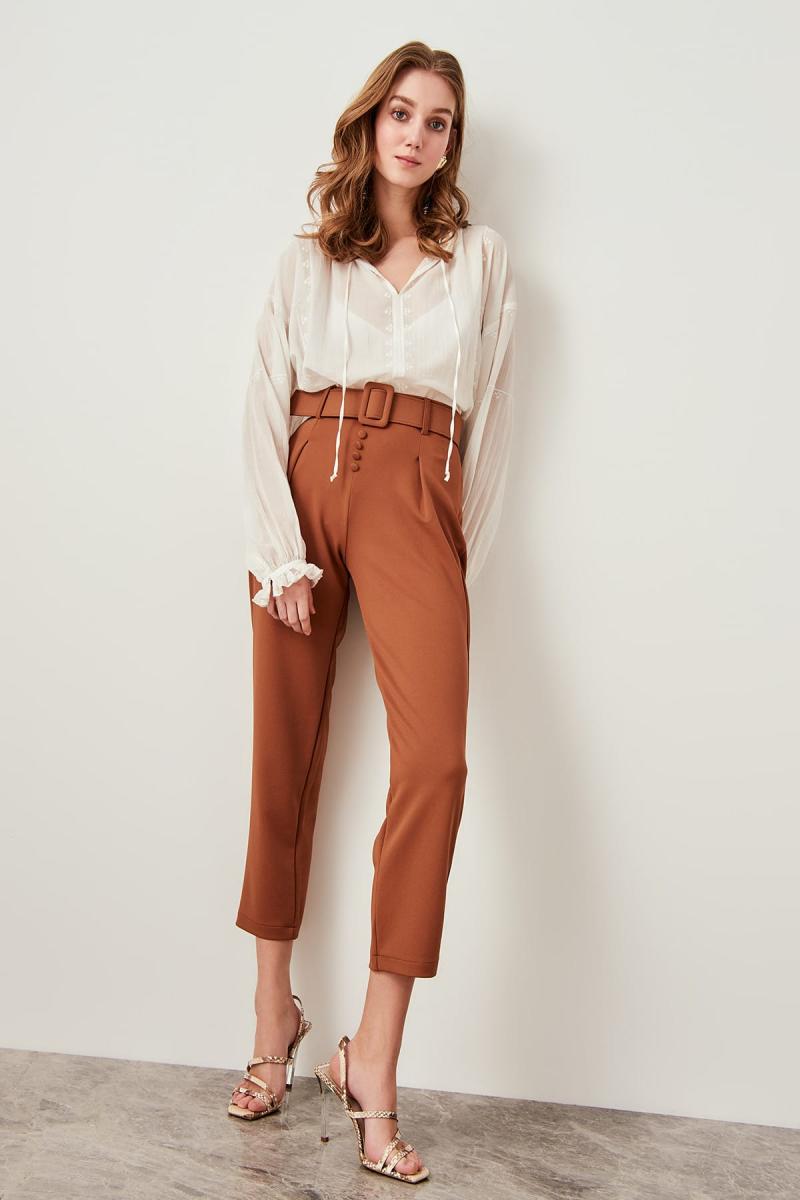 Mink Button Detail Knitted Pants