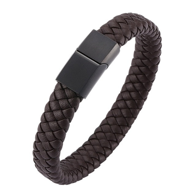 Uniquely Designed Pure Leather Men Gorgeous Bracelet