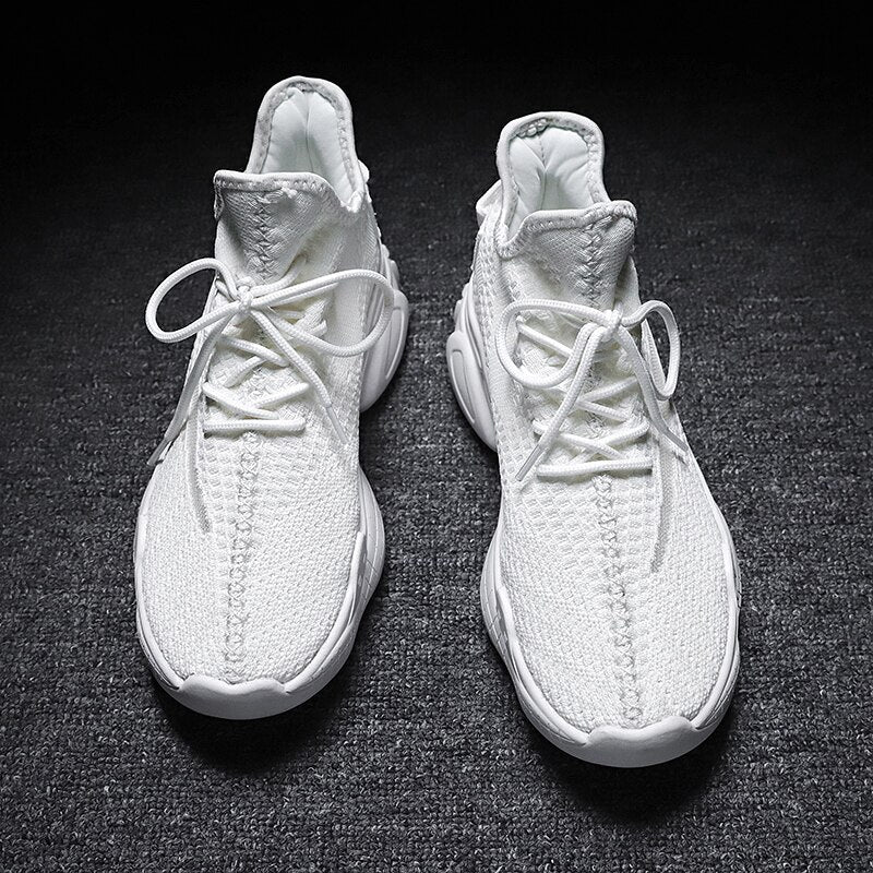 Anti Skid Resistant Highly Comfortable Mens Outdoor Sneaker