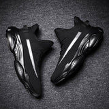 Anti Skid Resistant Highly Comfortable Mens Outdoor Sneaker