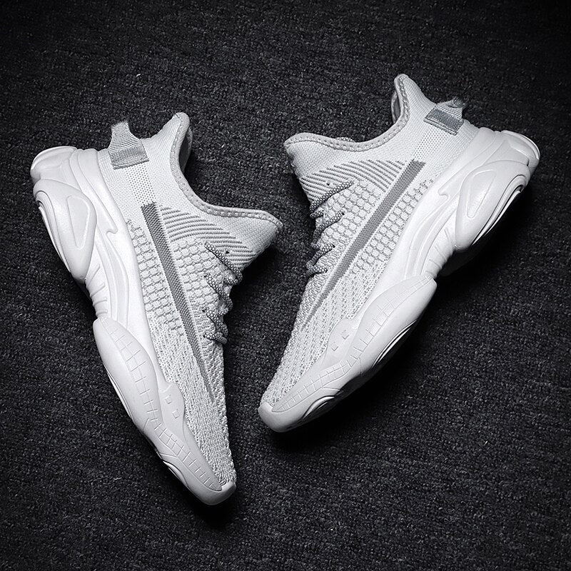 Anti Skid Resistant Highly Comfortable Mens Outdoor Sneaker